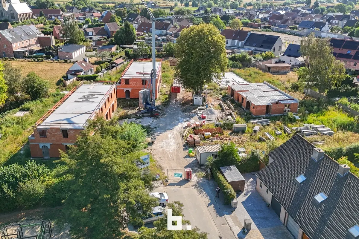 Kleinschalige groene verkaveling met 13 eigentijdse woningen - Koolkerke
