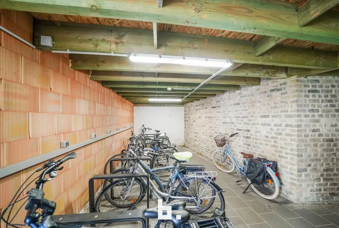Moderne en ruime woning in hartje Brugge - Brugge
