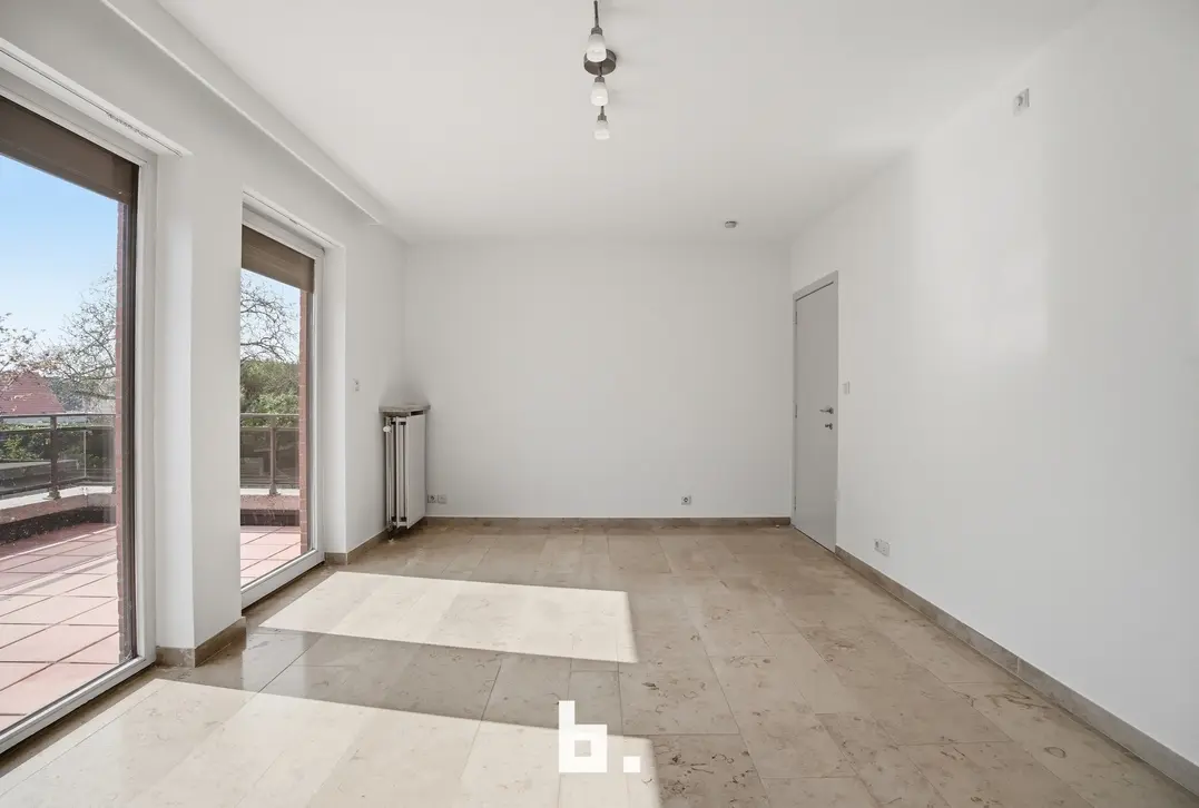 Lichtrijk appartement met twee terrassen en zicht op het Park van de Walle in Roeselare - Roeselare