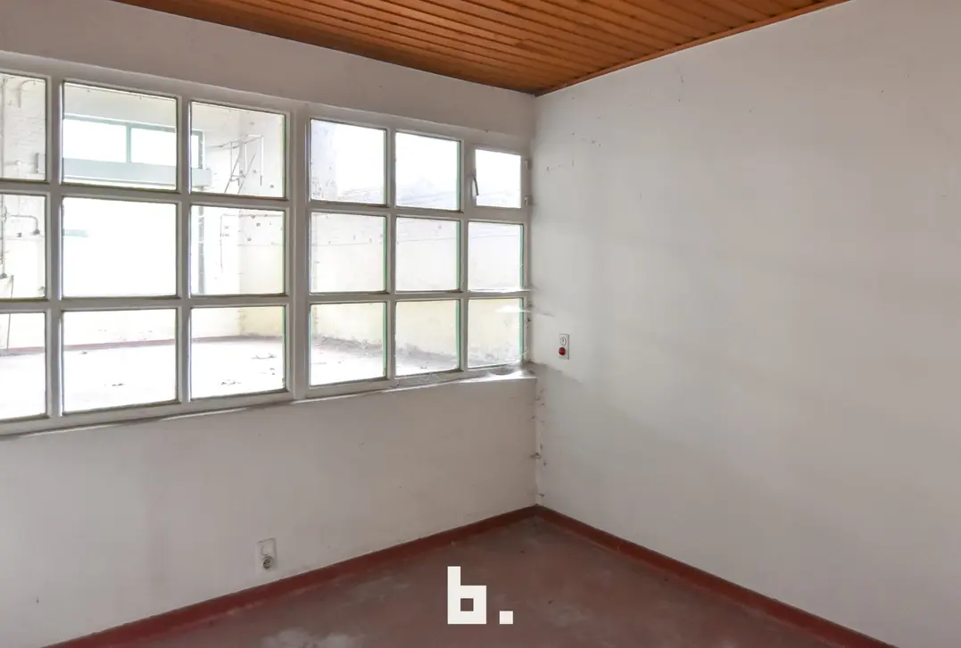 Totaalrenovatie: gebouw met tal van mogelijkheden  - Aalst