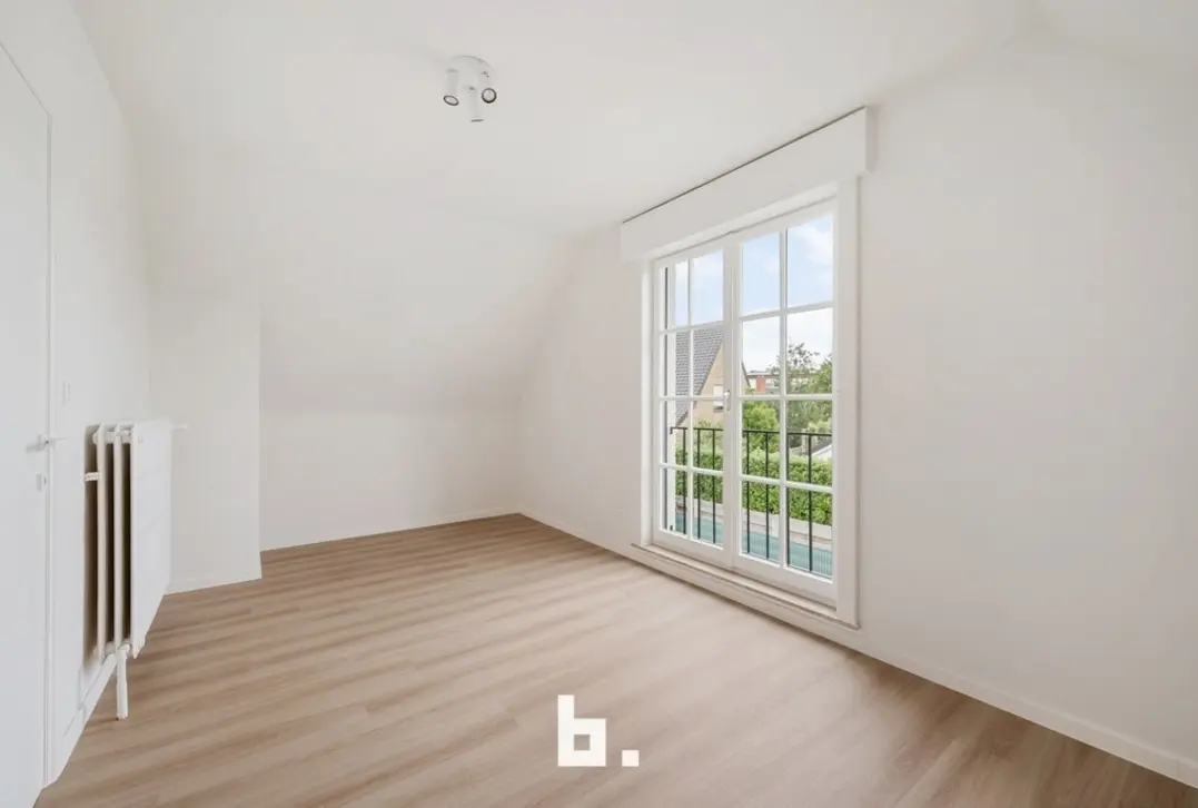 Instapklare alleenstaande woning op topligging - Oostkamp