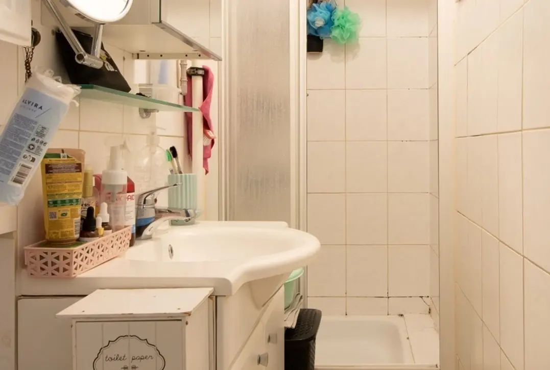 Opbrengsteigendom met drie 1 slaapkamer appartementen te centrum Oostende  - Oostende