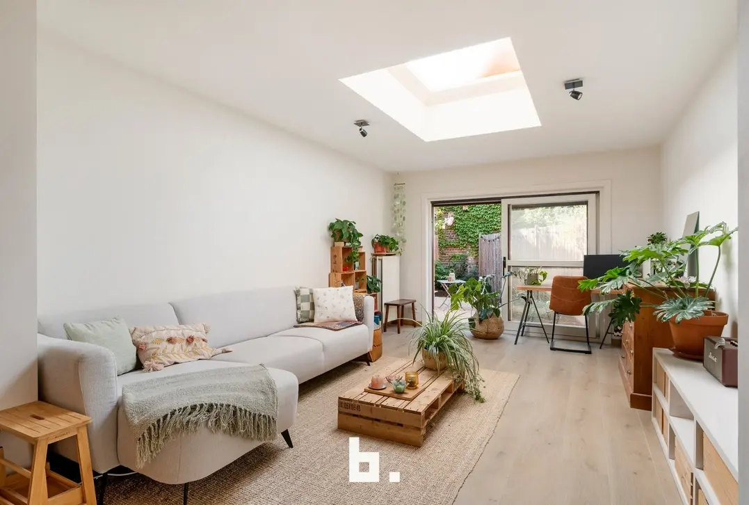 Volledig gerenoveerde woning te Kortrijk! - Kortrijk - €275.000