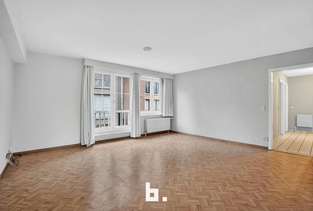 Ruim en verzorgd appartement met garage in hartje Tielt! - Tielt