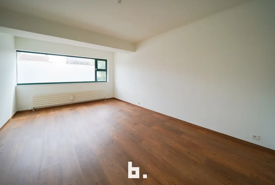 Praktijkruimte (20m²) te huur op toplocatie langs de Maalse Steenweg te Sint-Kruis  - Sint-Kruis