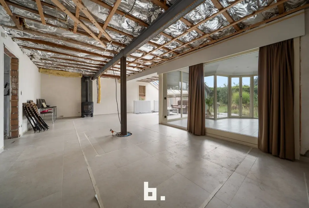 Landelijk gelegen woning op groot perceel met veel privacy - Zedelgem