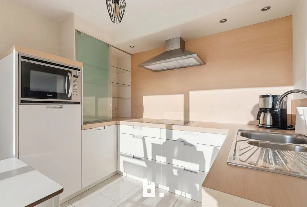 Stijlvol appartement met garage en panoramisch zicht - Roeselare