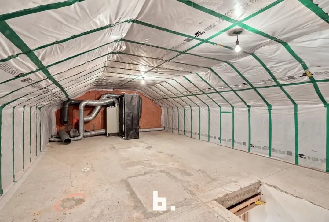 Volledig heropgebouwde energienegatieve woning met 3 slaapkamers, grote garage en carport! - Izegem