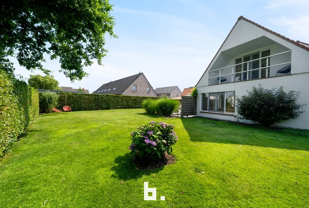 Knappe villa met praktijk in doodlopende straat - Torhout