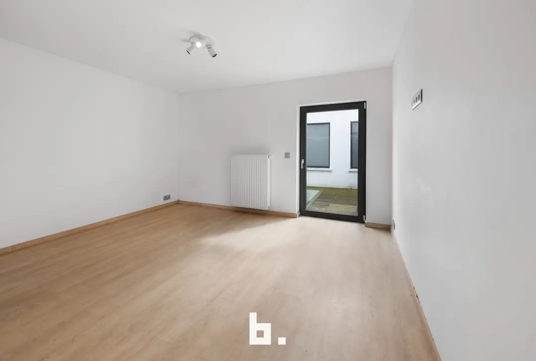 Gerenoveerde gezinswoning / kangoeroewoning met 5 kamers in Kuurne - Kuurne