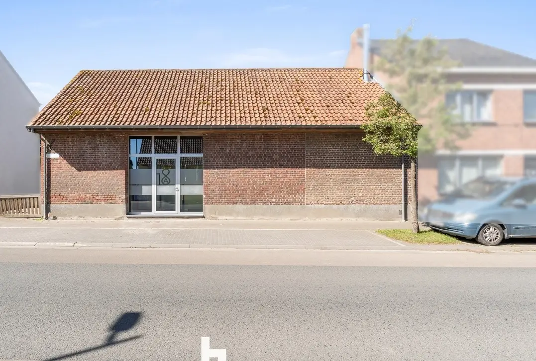 Instapklare gezinswoning met 3 slaapkamers, zonnige tuintje te Vleteren - Vleteren