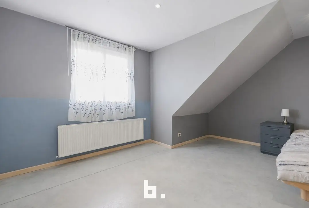 Energiezuinig duplexappartement met 3 slaapkamers en parking!-Waregem-€190.000