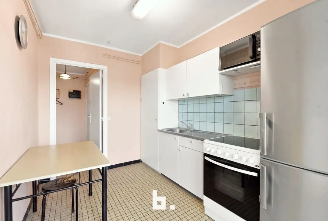 Lichtrijk appartement met ruim zuidterras - Roeselare