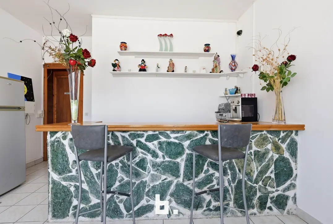 Ruime woning met veel potentieel op centrale ligging in Dadizele - Moorslede