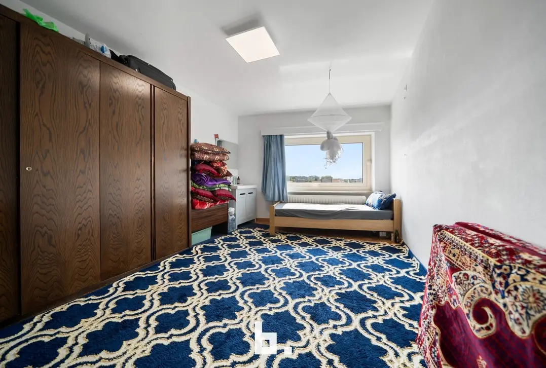 Appartement met 2 slaapkamers en autostaanplaats inbegrepen - Sint-Andries