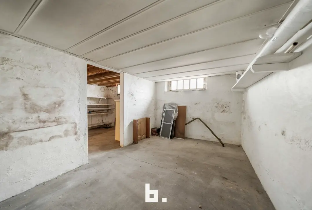 Energiezuinige gezinswoning met 3 slaapkamers en zonnige tuin te Brugge. - Brugge