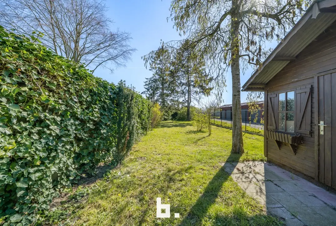  Ruime rijwoning in hartje Sijsele met open zicht op de velden! - Sijsele