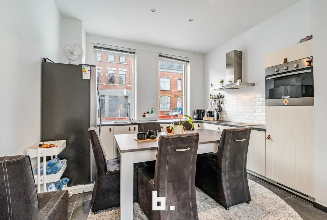 Instapklare starterswoning nabij het centrum van Heule - Kortrijksestraat 353, 8501 Kortrijk - €245.000