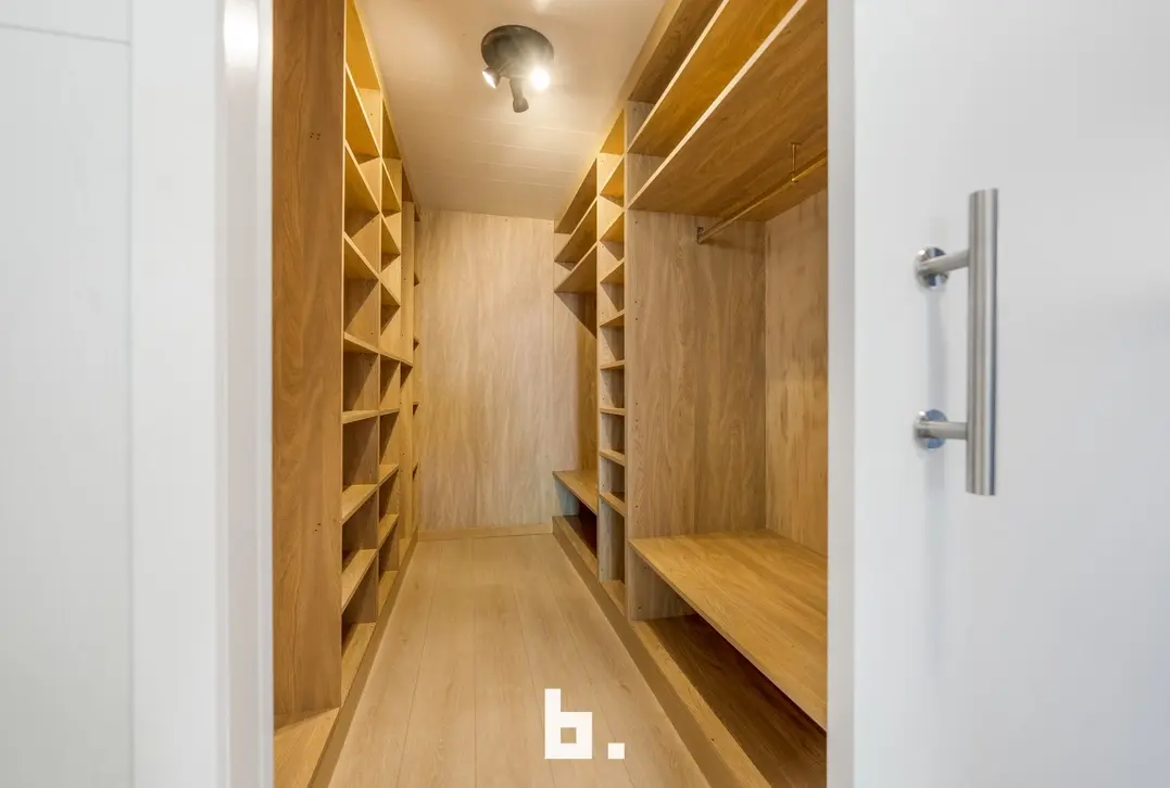 Prachtige gerenoveerde energiezuinige woning op een steenworp van de historische binnenstad! - Brugge