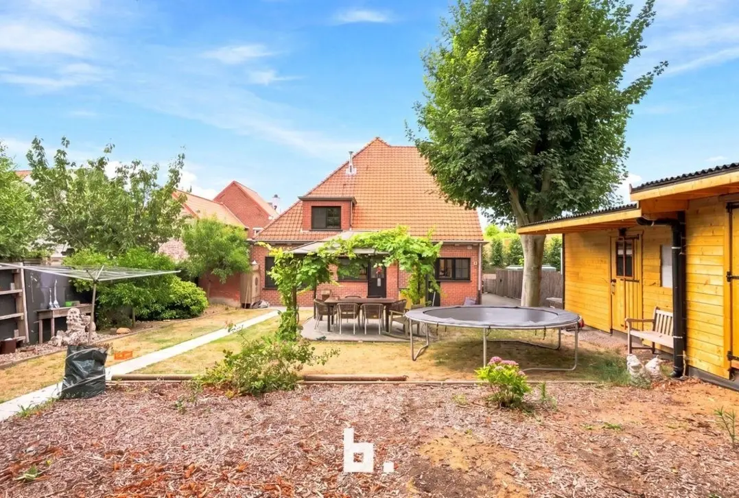 Verrassend ruime en karaktervolle woning in Hooglede - Hooglede
