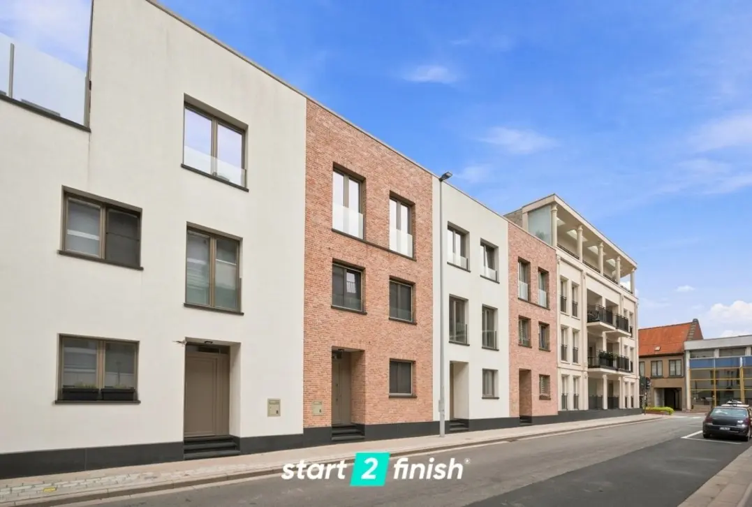 Moderne, ruime én recente stadswoning nabij het centrum - Roeselare
