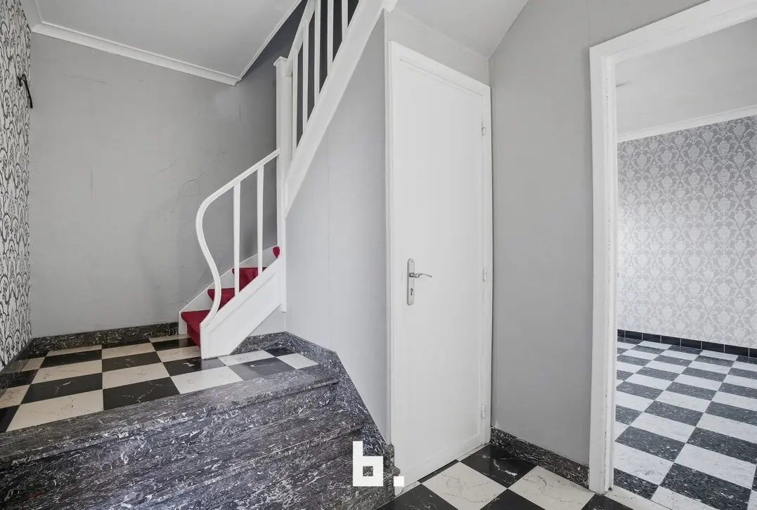 Charmante halfopen woning met tuin en carport in rustige straat-0 Kortrijk-€235.000