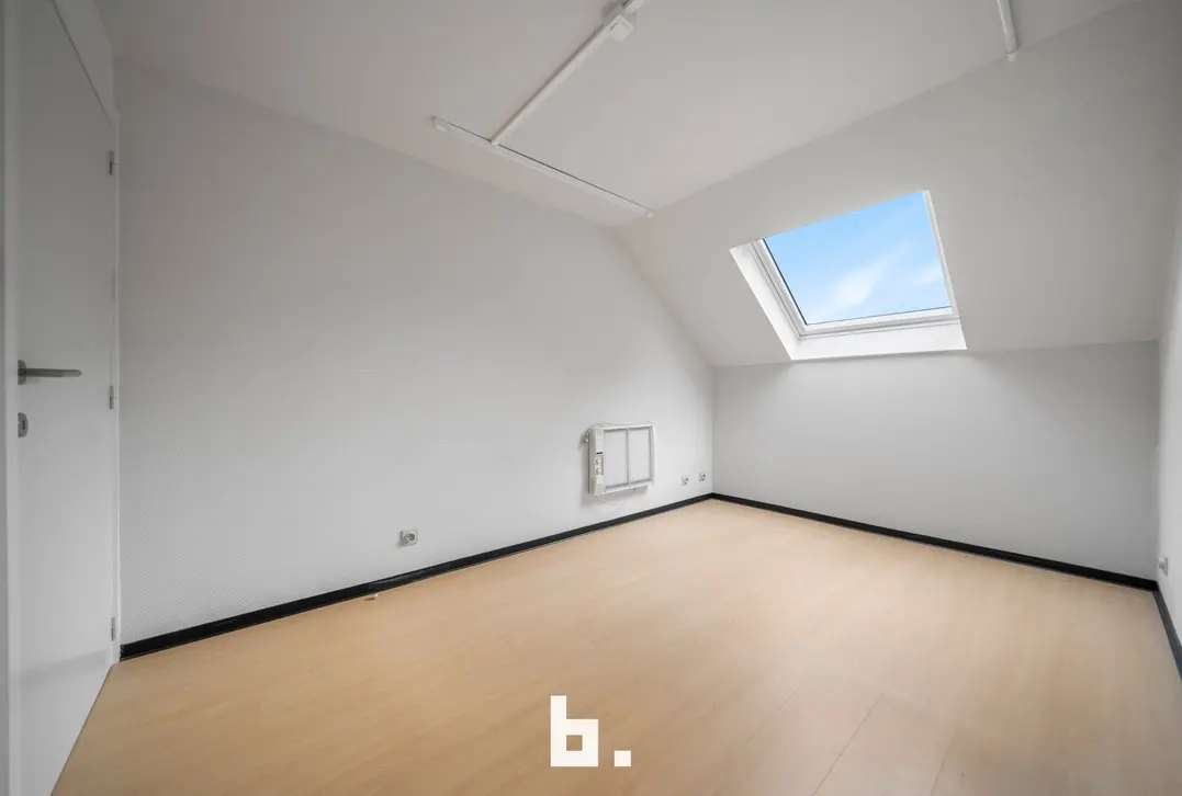 Landelijk gelegen woning op groot perceel met veel privacy - Zedelgem