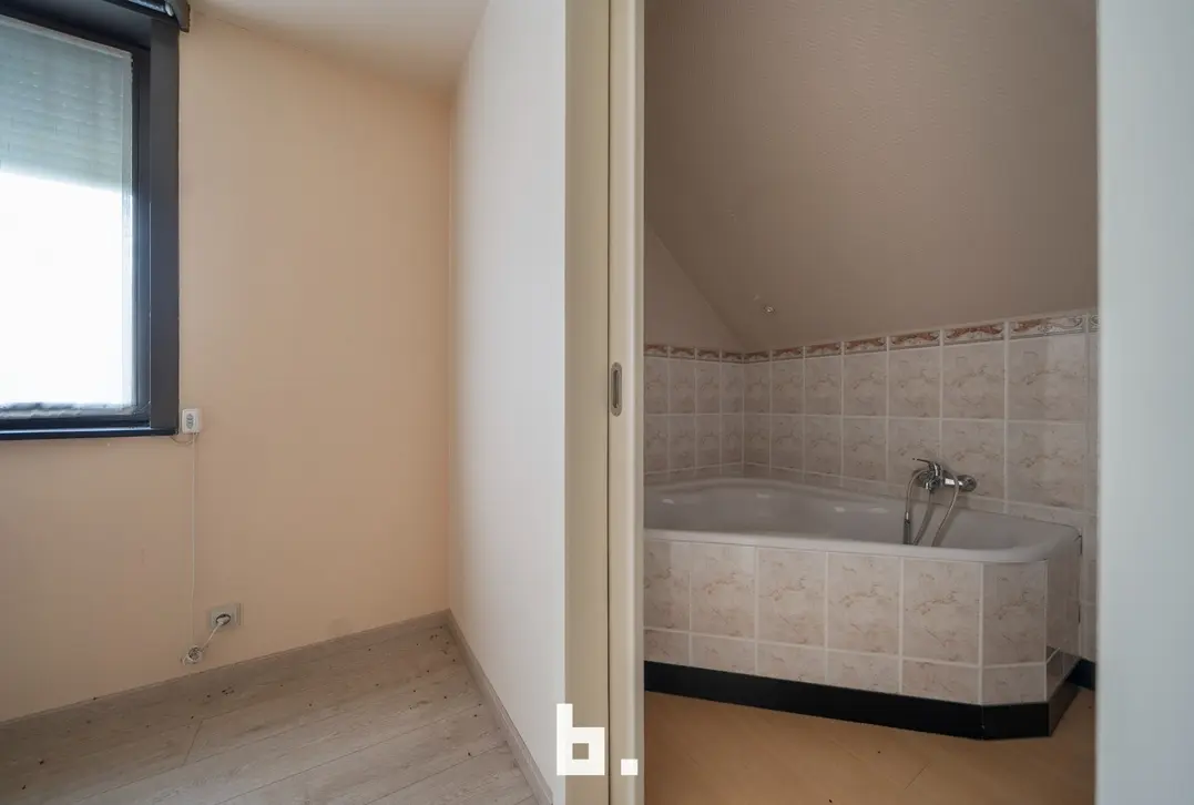 Landelijk gelegen woning op groot perceel met veel privacy - Zedelgem