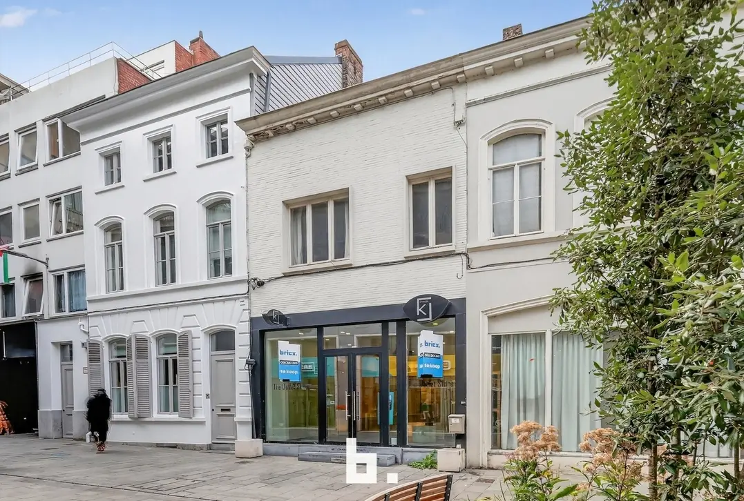 Uniek handelspand op toplocatie in Kortrijk! - Kortrijk