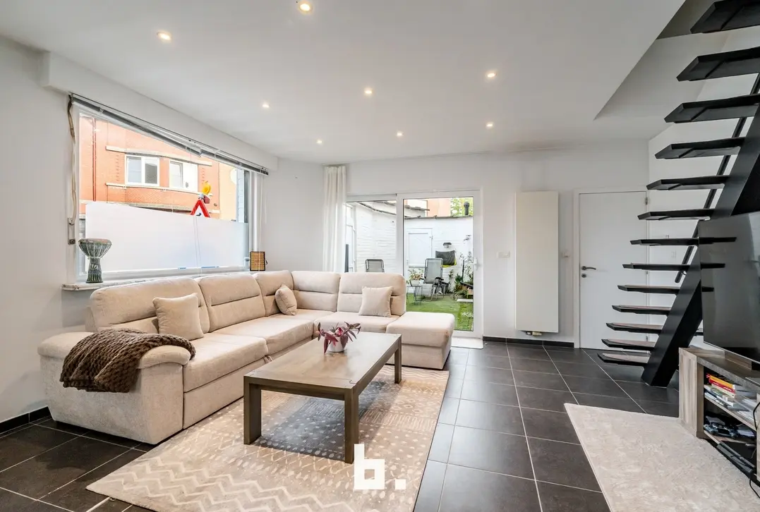 Instapklare starterswoning nabij het centrum van Heule - Kortrijksestraat 353, 8501 Kortrijk - €245.000