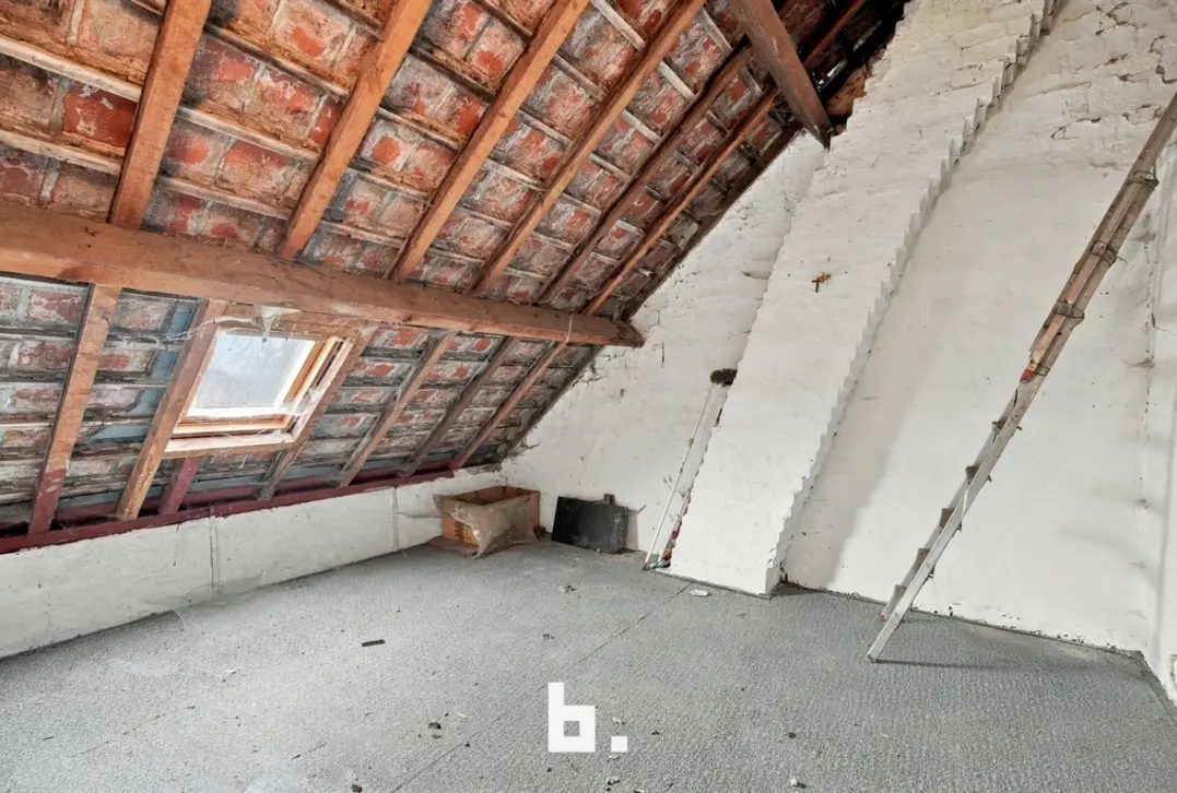 Woning met 3 slaapkamers, tuin en tal van mogelijkheden in Sint-Kruis - Sint-Kruis