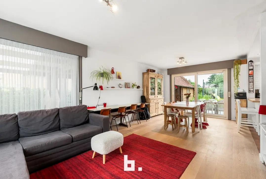 Instapklare woning met prachtige vergezichten in Hansbeke! - Hansbeke - €470.000