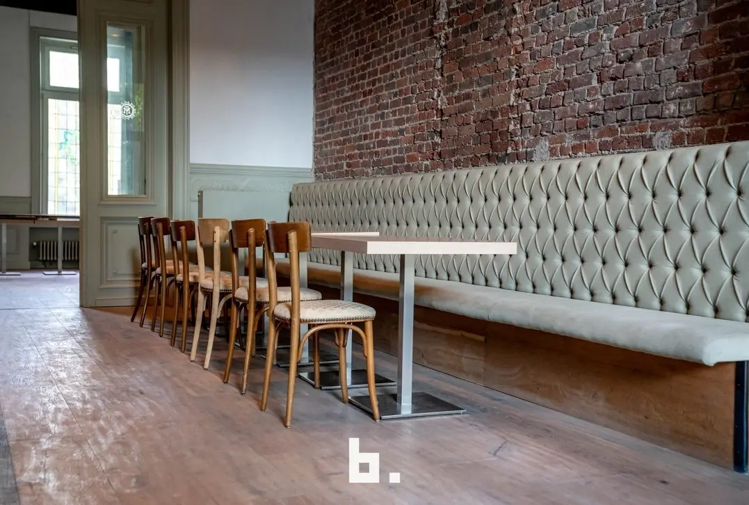 Exclusief neoclassicistisch herenhuis in hartje Roeselare - Roeselare