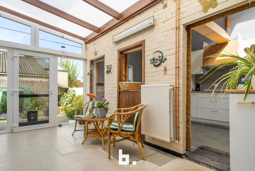 Verzorgde woning met tuin, garage en gunstig EPC in Westkerke - Westkerke