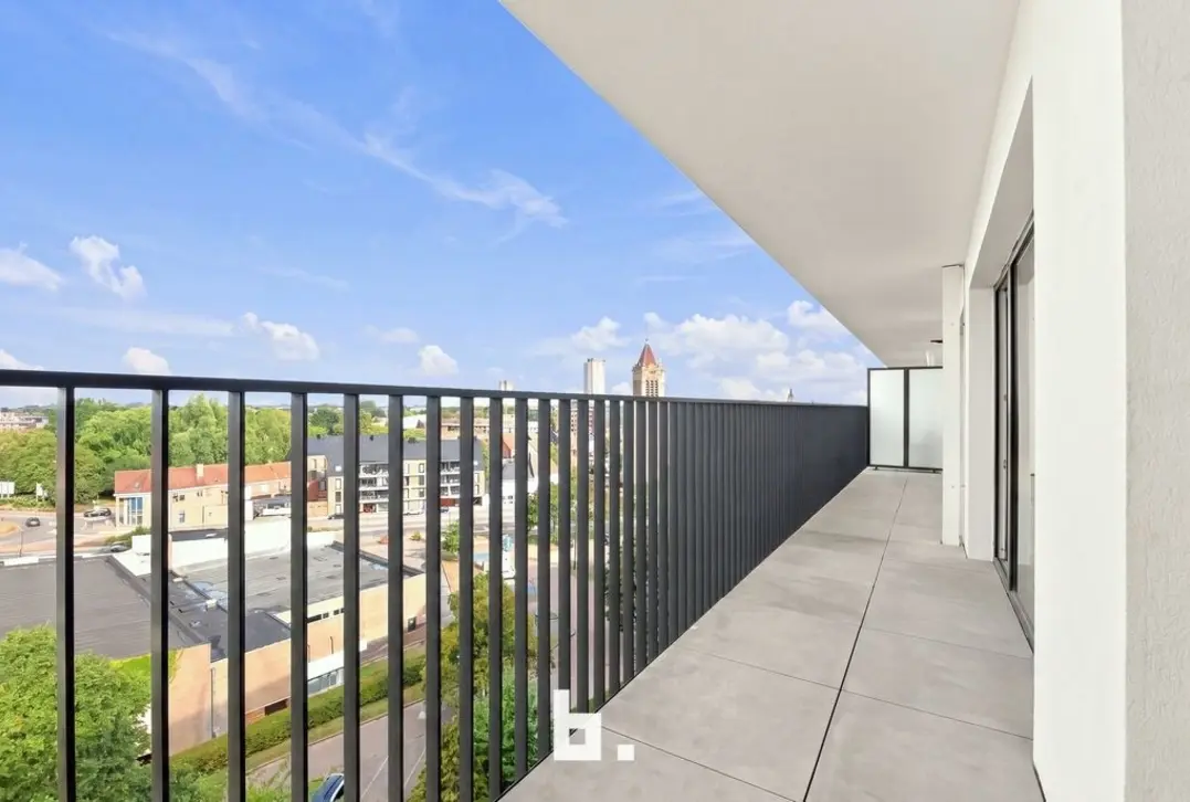 Lichtrijk appartement met ruim zuidterras - Roeselare