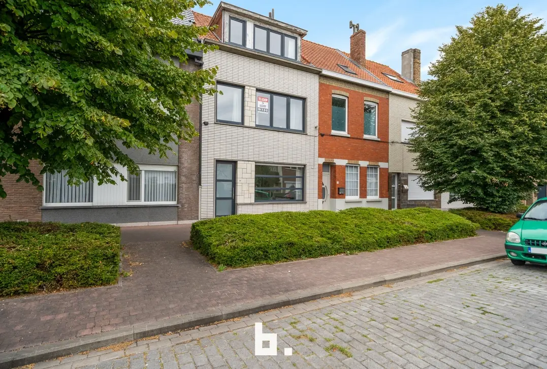 Ruime gezinswoning met 5 slaapkamers en stadstuin op topligging te Vogelzang Oostende - Oostende