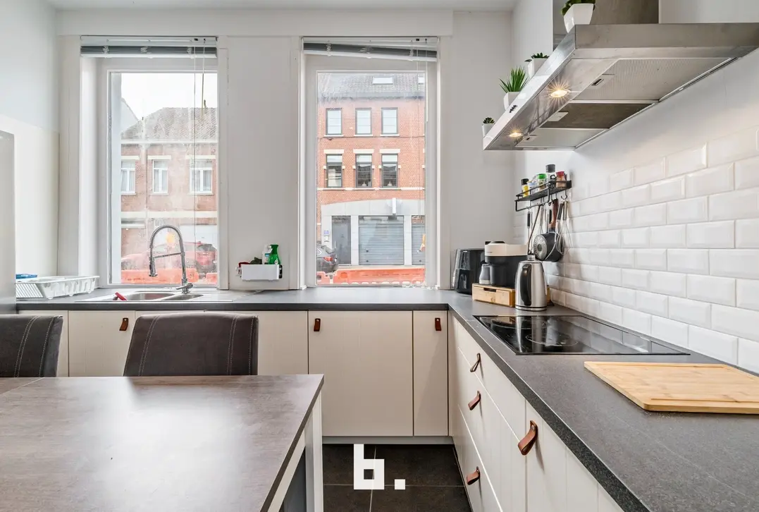 Instapklare starterswoning nabij het centrum van Heule - Kortrijksestraat 353, 8501 Kortrijk - €245.000