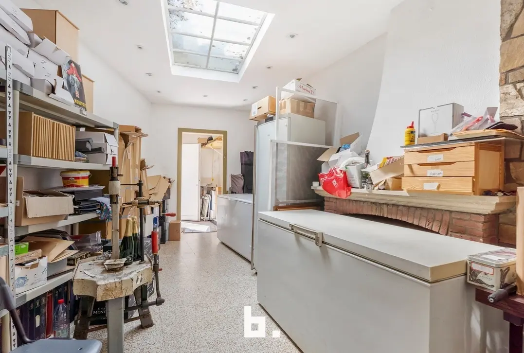 Instapklare, ruime woning met polyvalente ruimte en ruim terras in Izegem. - Izegem