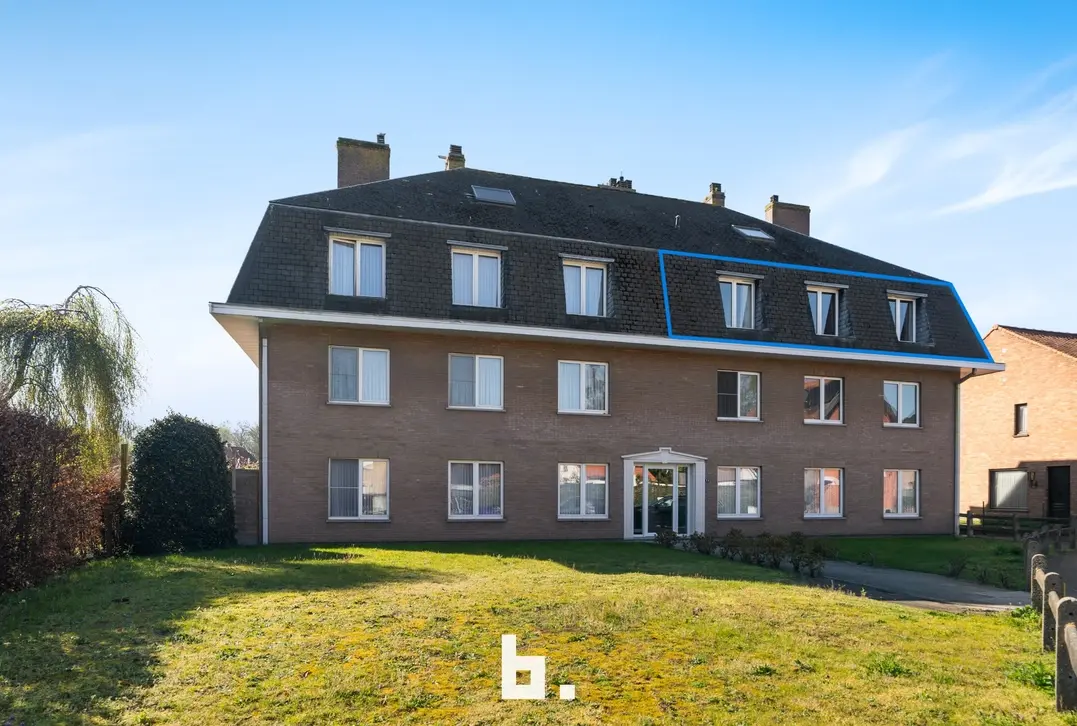 Verrassend ruim appartement op uitstekende ligging te Sint-Michiels - Sint-Michiels