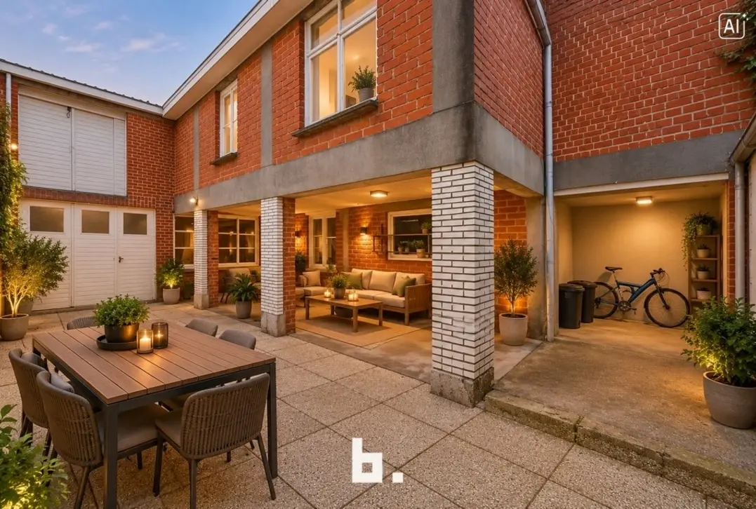 Woning met ruime loods op centrale locatie - Roeselare
