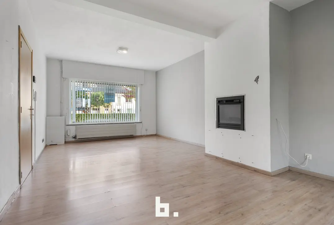 Woning met 3 slaapkamers, tuin en garage op zeer gegeerde ligging. - Sint-Andries