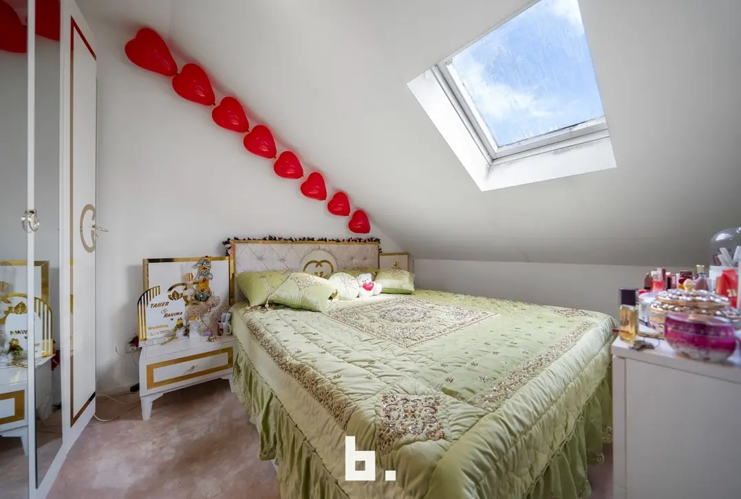 Volledig gerenoveerd 2 slpk duplex appartement op topligging te centrum Brugge  - Brugge