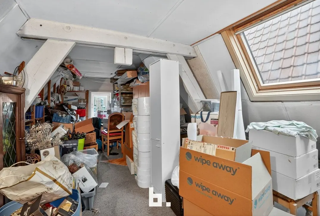 Tophorecazaak met woonst te koop op absolute A-locatie te Diksmuide - Diksmuide