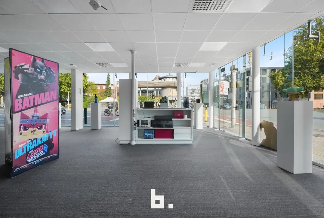 Kantoor (199m²) op commerciële TOPlocatie - Kortrijk