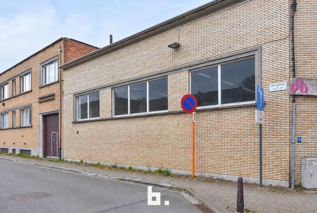 Totaalrenovatie: gebouw met tal van mogelijkheden  - Aalst