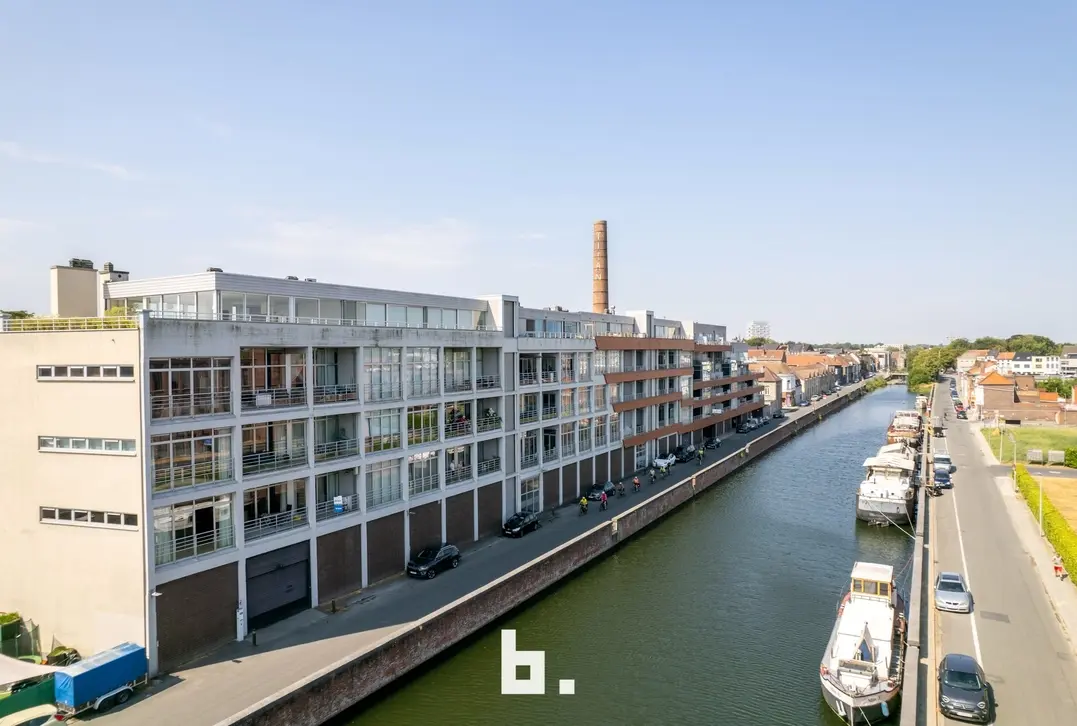 Unieke industriële loft te huur in Kortrijk - Kortrijk