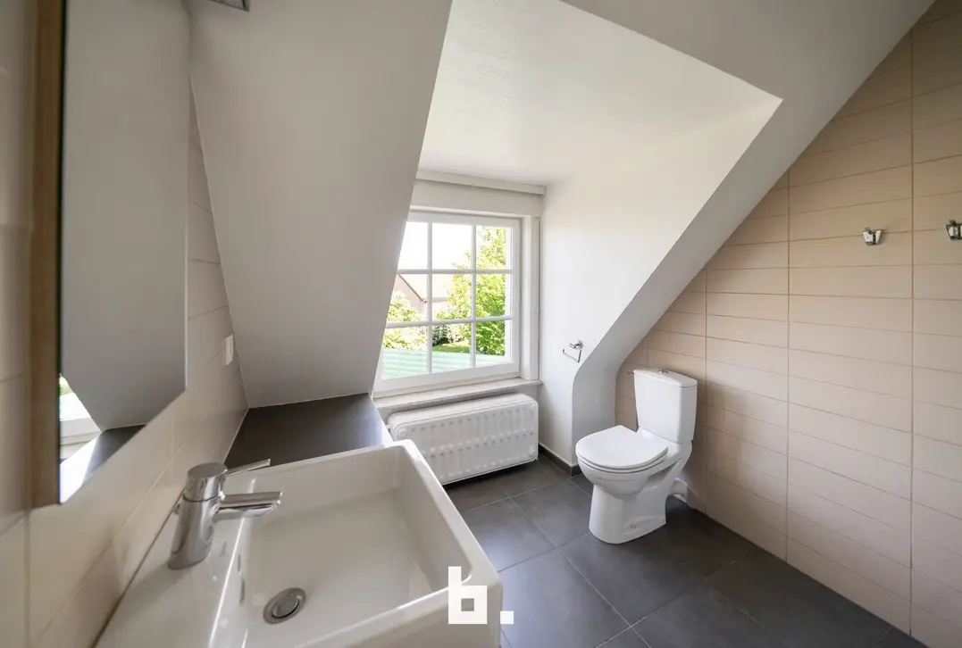 Instapklare alleenstaande woning op topligging - Oostkamp