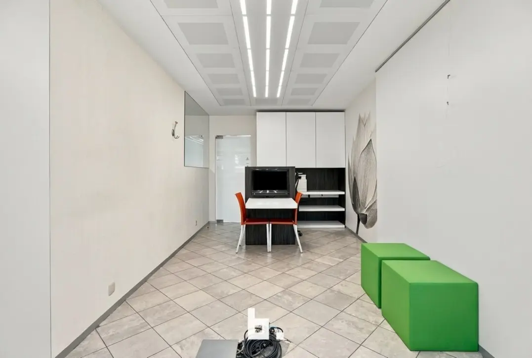 Uitzonderlijk ruime woning met praktijkmogelijkheden op centrale ligging in Wingene - Wingene