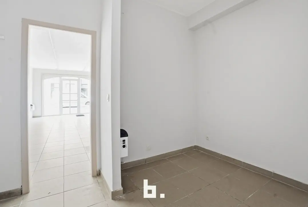 Handelspand te koop op topligging in Roeselare - Roeselare