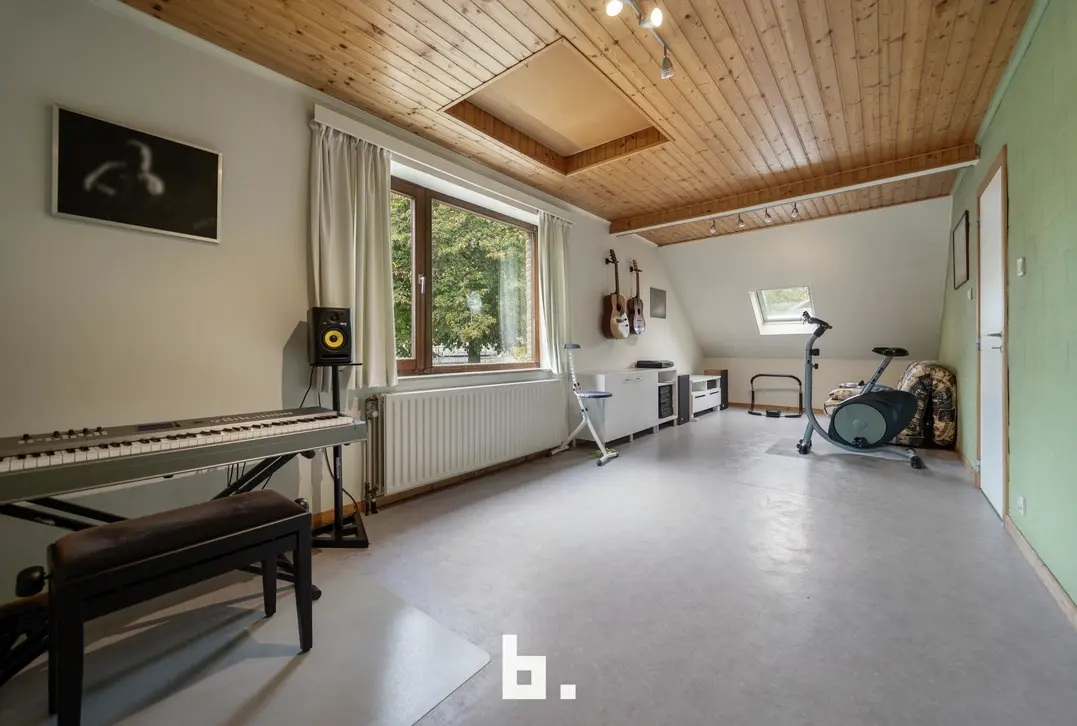 Verrassend ruime villa op uiterst gegeerde locatie in Sint-Andries - Sint-Andries